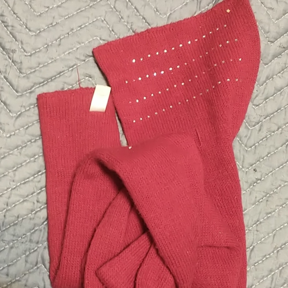 Joe boxer scarf with sequins